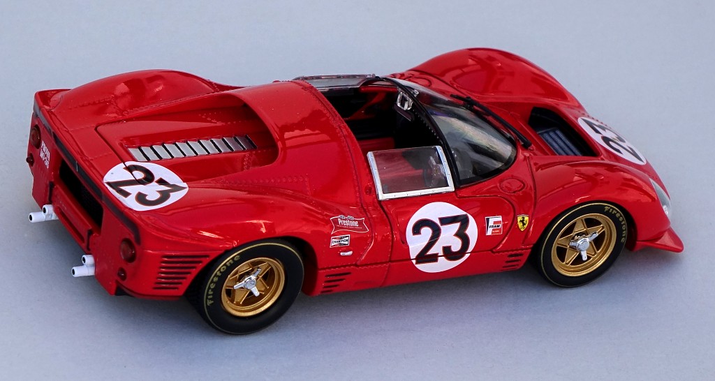 Pic:Ferrari 330P4
