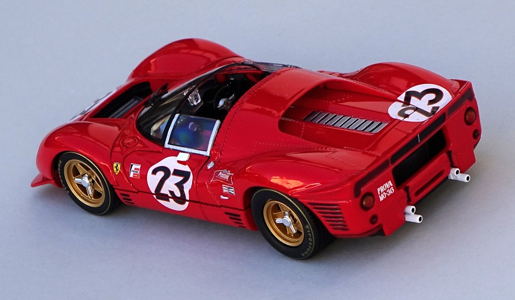 Pic:Ferrari 330P4