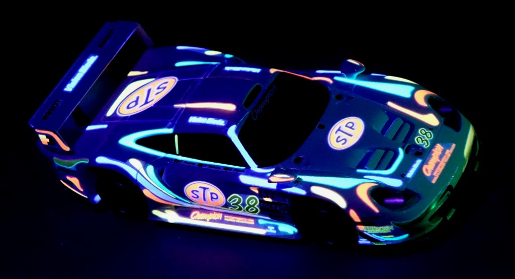 Pic:Champion Porsche GT1 1998