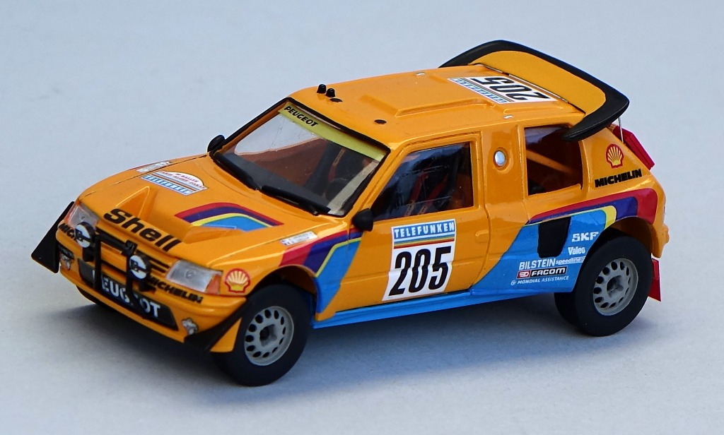 Pic: Peugeot 205 Turbo 16 Dakar